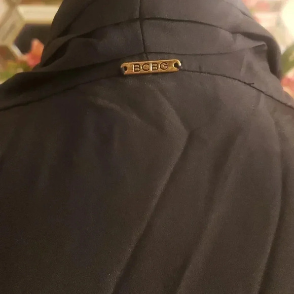 BCBG Maxazaria tunic size XL NWOT - Picture 4 of 5